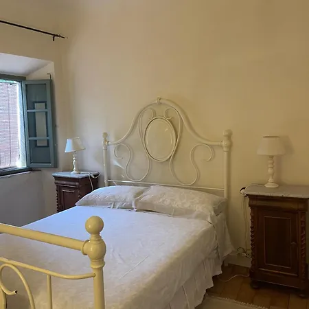 Minghetti Vila *